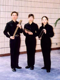 Aurora Trio 在文化中心(2003香港口琴節)